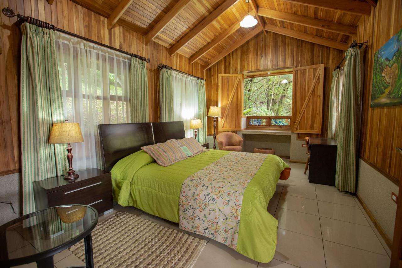Los Pinos Cabins & Reserve Monteverde Exteriör bild