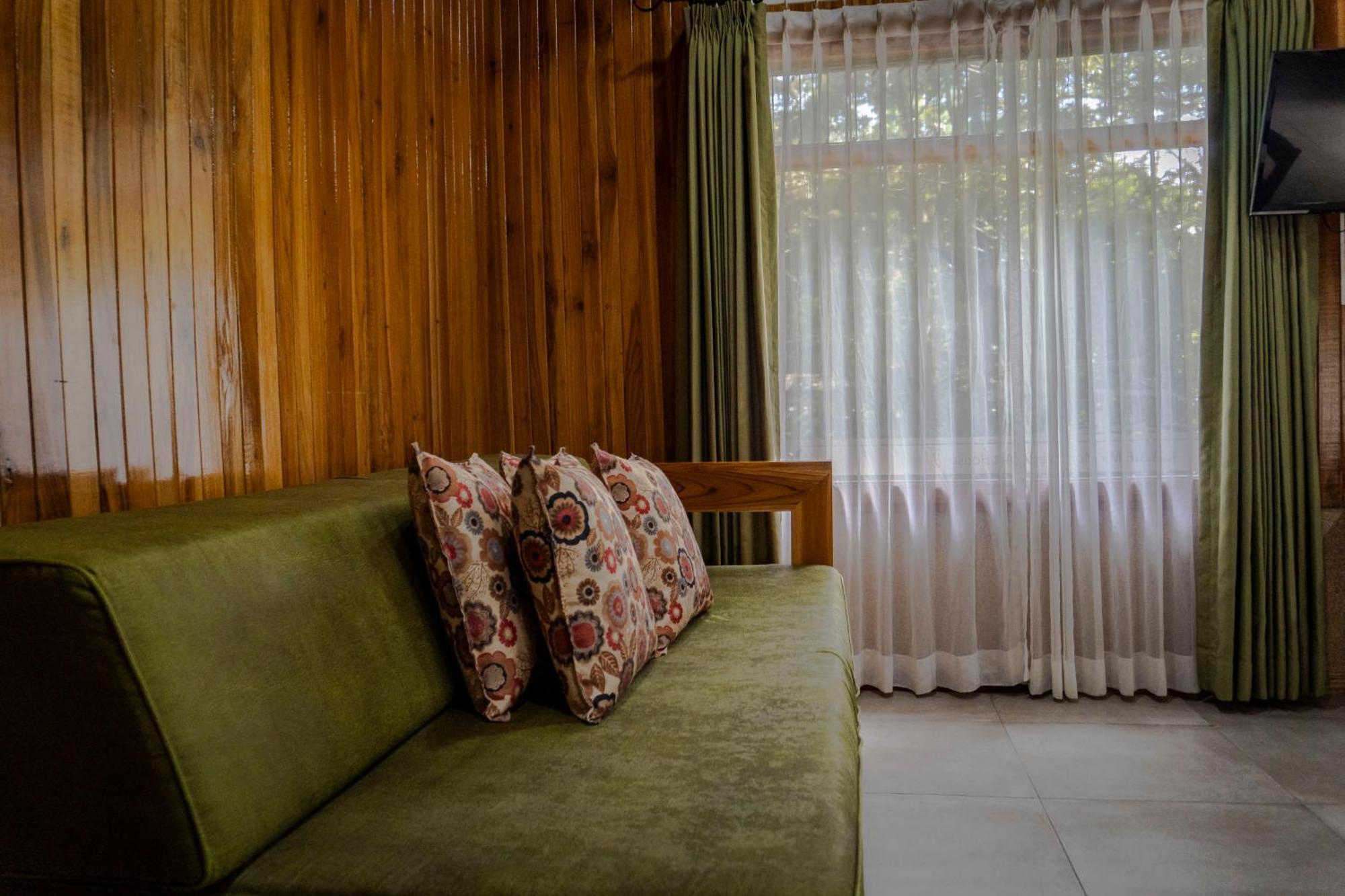 Los Pinos Cabins & Reserve Monteverde Rum bild
