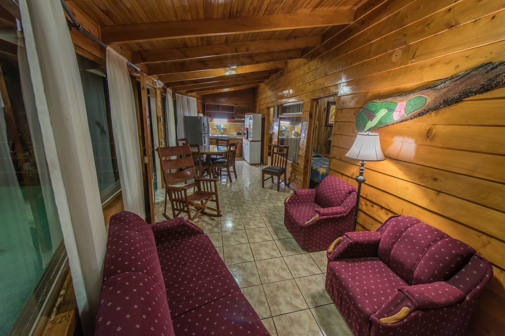 Los Pinos Cabins & Reserve Monteverde Exteriör bild
